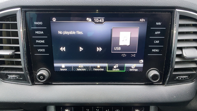 Skoda Karoq 1.0 TSI 110 SE 5dr Petrol Estate